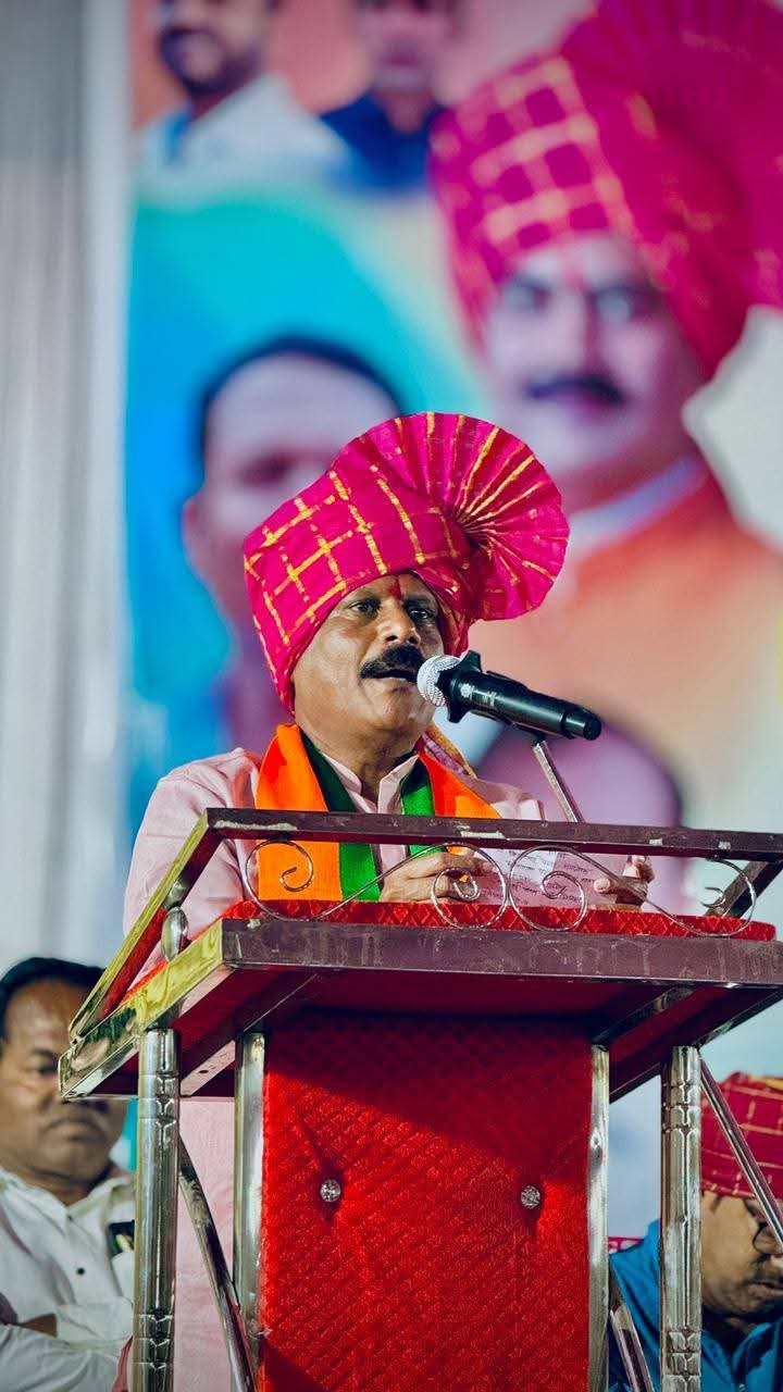 श्री. माधवराव निवृत्ती काळभोर (मदनभाऊ)